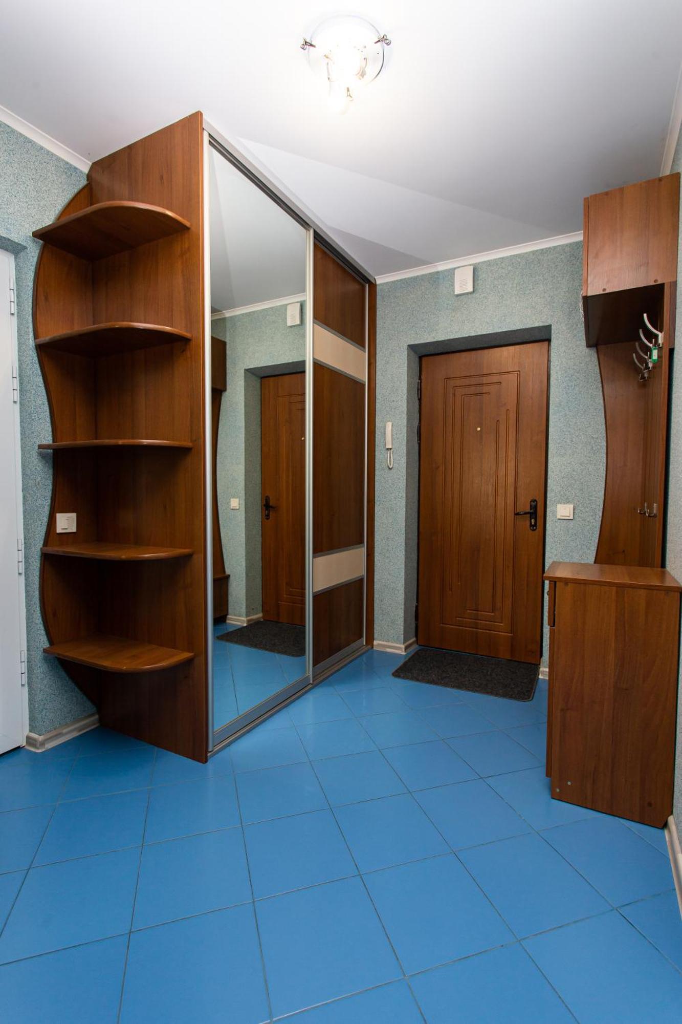 Центр. Вул. Родини Барвінських Ternopil Bagian luar foto